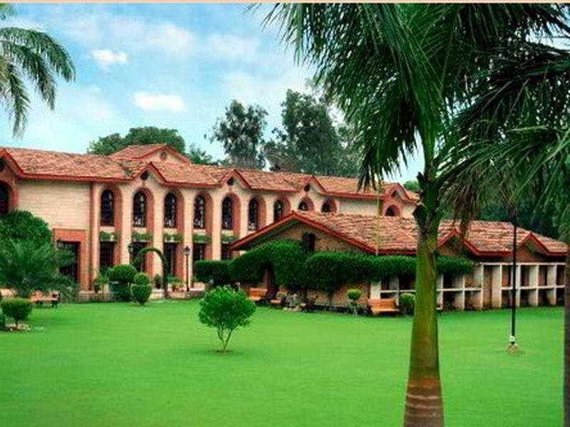 Ashok Country Resort Gurgaon Exterior photo