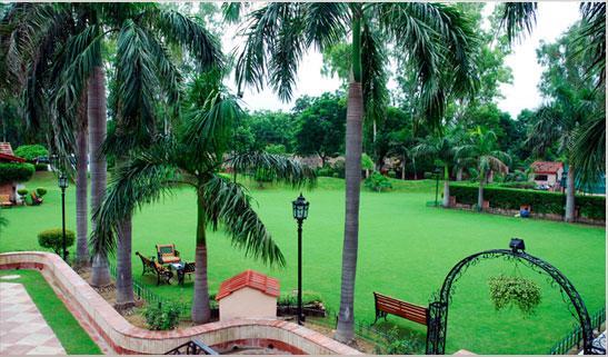 Ashok Country Resort Gurgaon Exterior photo