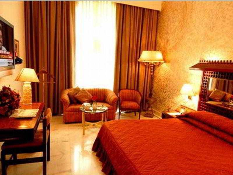Ashok Country Resort Gurgaon Exterior photo